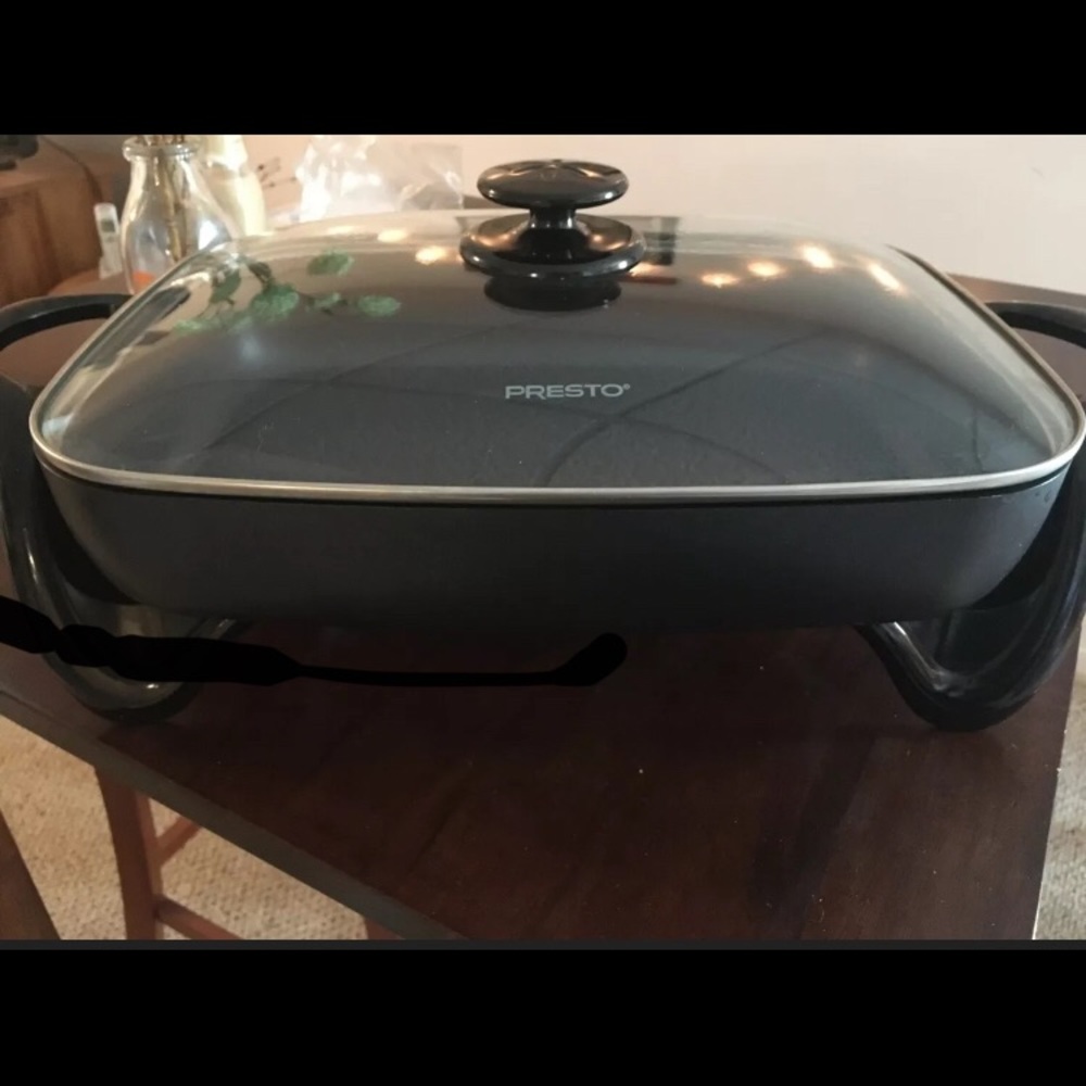Presto 16in Electric Skillet
